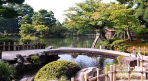 A Mix of History and Gourmet in Kanazawa (8/10 hours) - Image 3